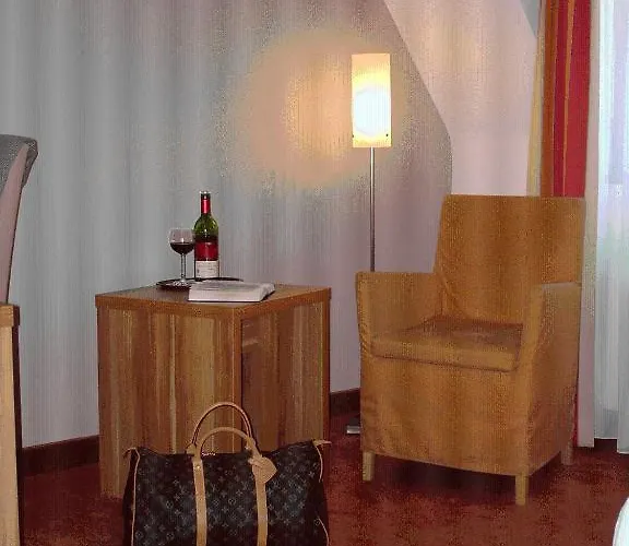 加尼安登萨里内酒店 3* 巴特迪克海姆